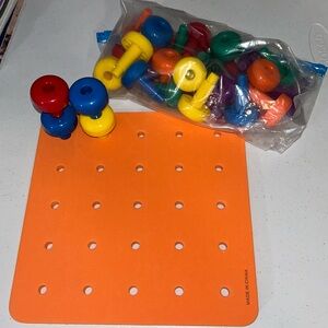 Kids Preschool Kinder Peg Foam Board W/Pegs Learning Toy